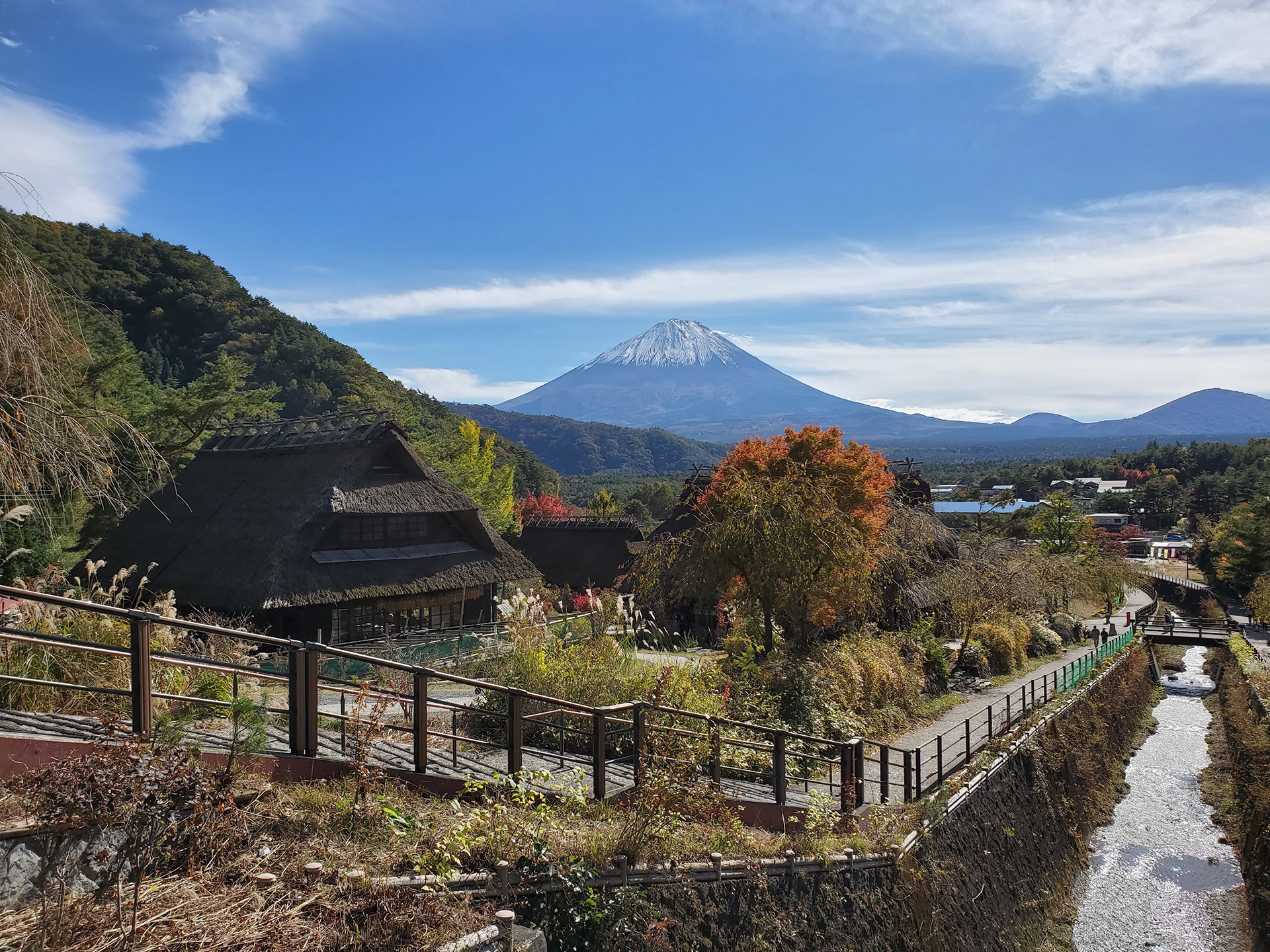 西湖 いやしの里根場 砂防資料館のサムネイル写真