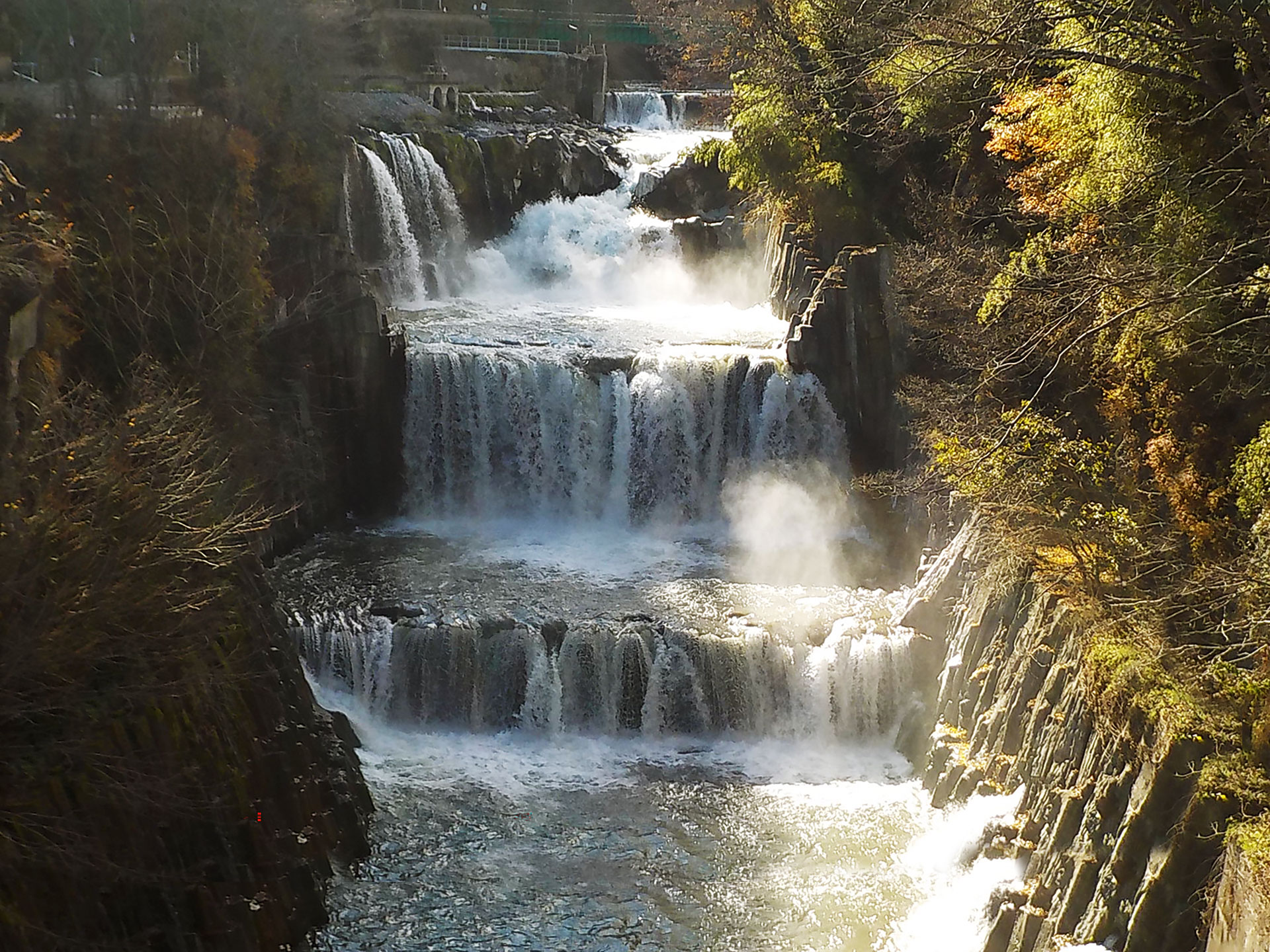 田原の滝のサムネイル写真