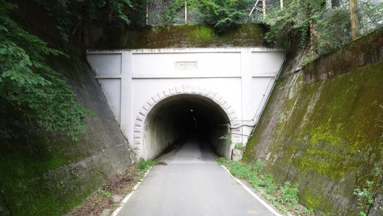 御坂隧道のサムネイル写真